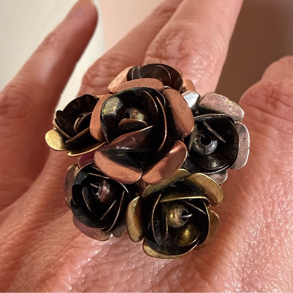 Vintage Rose flower cluster copper mixed Metal southwestern oversized Ring sz 7